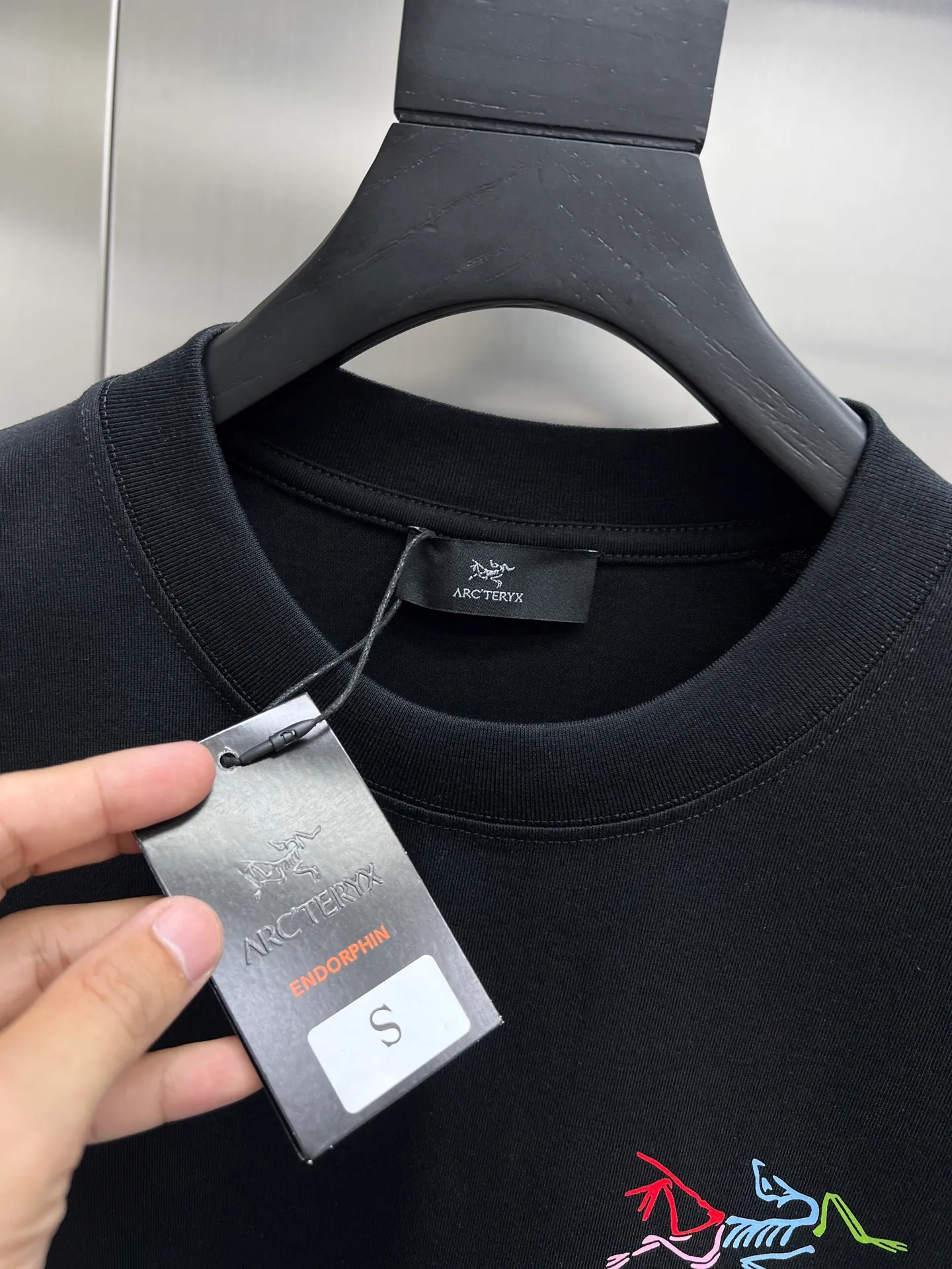 arcteryx🌟New Arrival T T Hot Sale 99 🐎🐎Size：S-XXL Black White 2 Size S 110 54 69 21 M 114 56 71 22 L 118 58 73 22 XL 122 60 75 23 2XL 126 62 77 23